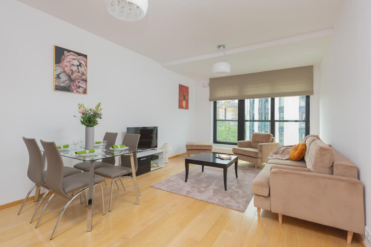 Dzielna Apartment Warsaw Wola By Noclegi Renters Buitenkant foto