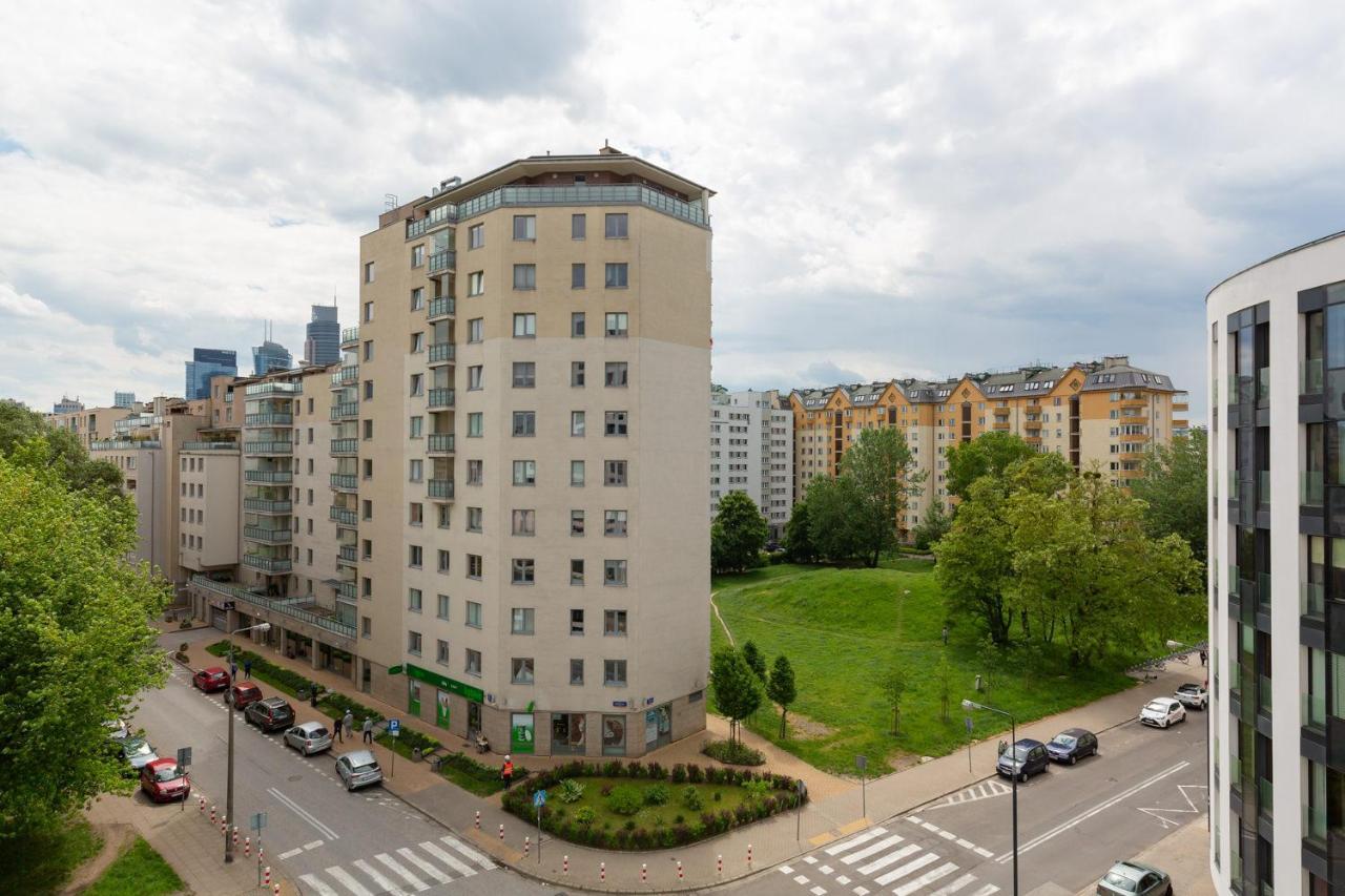 Dzielna Apartment Warsaw Wola By Noclegi Renters Buitenkant foto